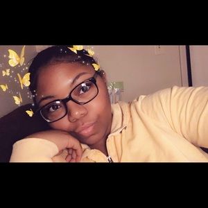 Meet your Posher, Tiaria